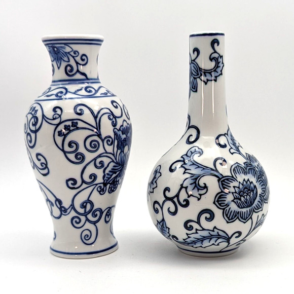 Unbranded Other - Pair of Blue & White Chinoiserie Vases Gourd and Urn Shaped Vintage